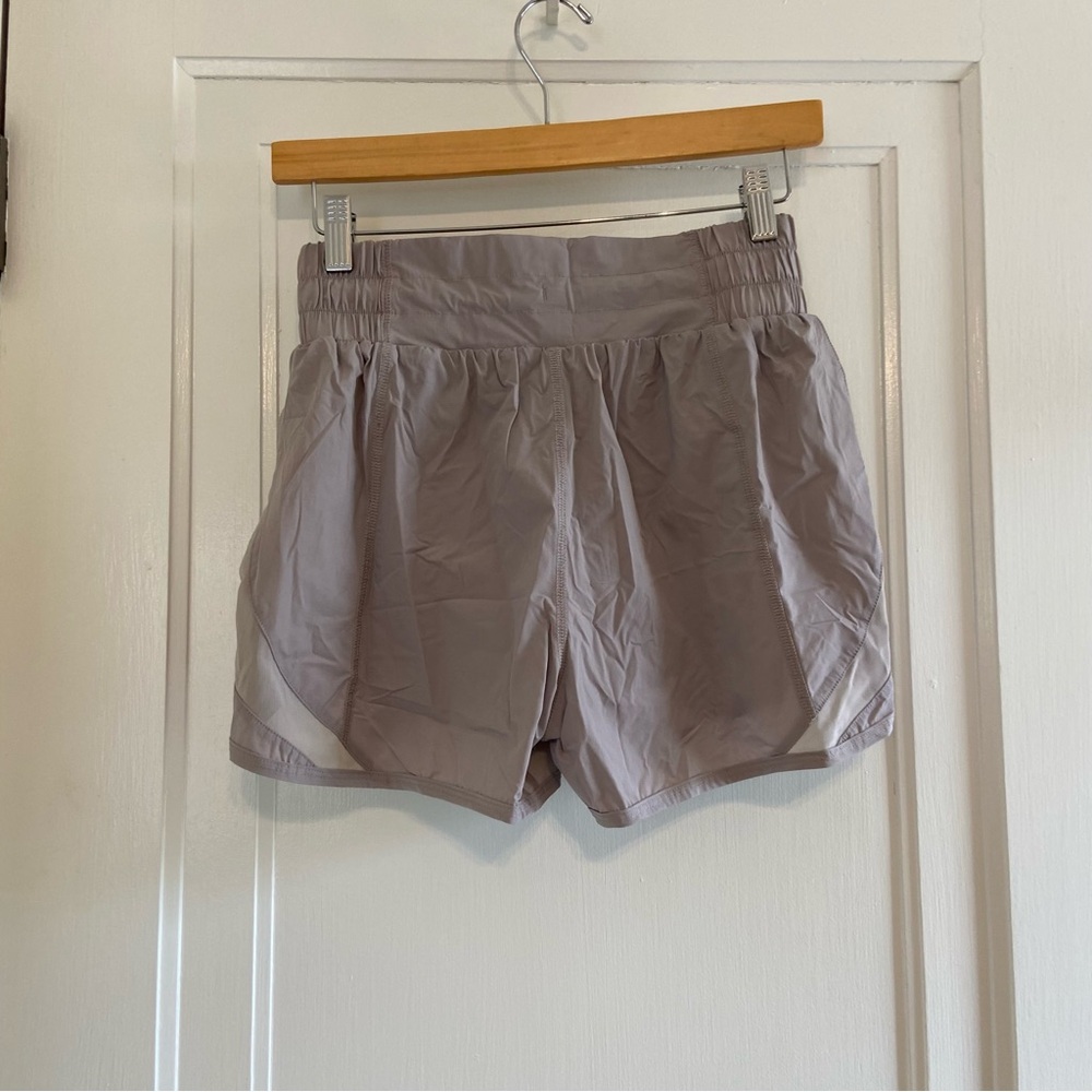 Balance Athletica Breeze athletic shorts - Picture 4 of 5